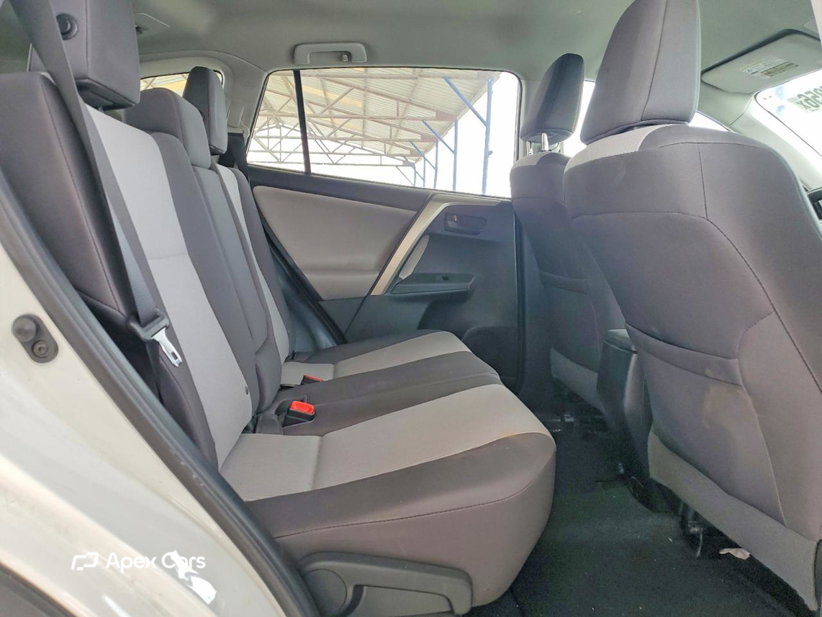 Toyota RAV 4 2015