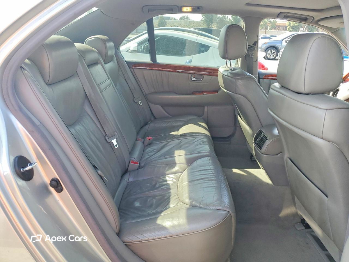 Lexus LS 2001