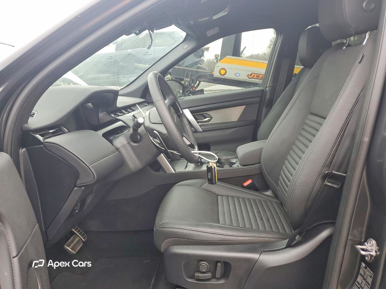 Land Rover Discovery 2024