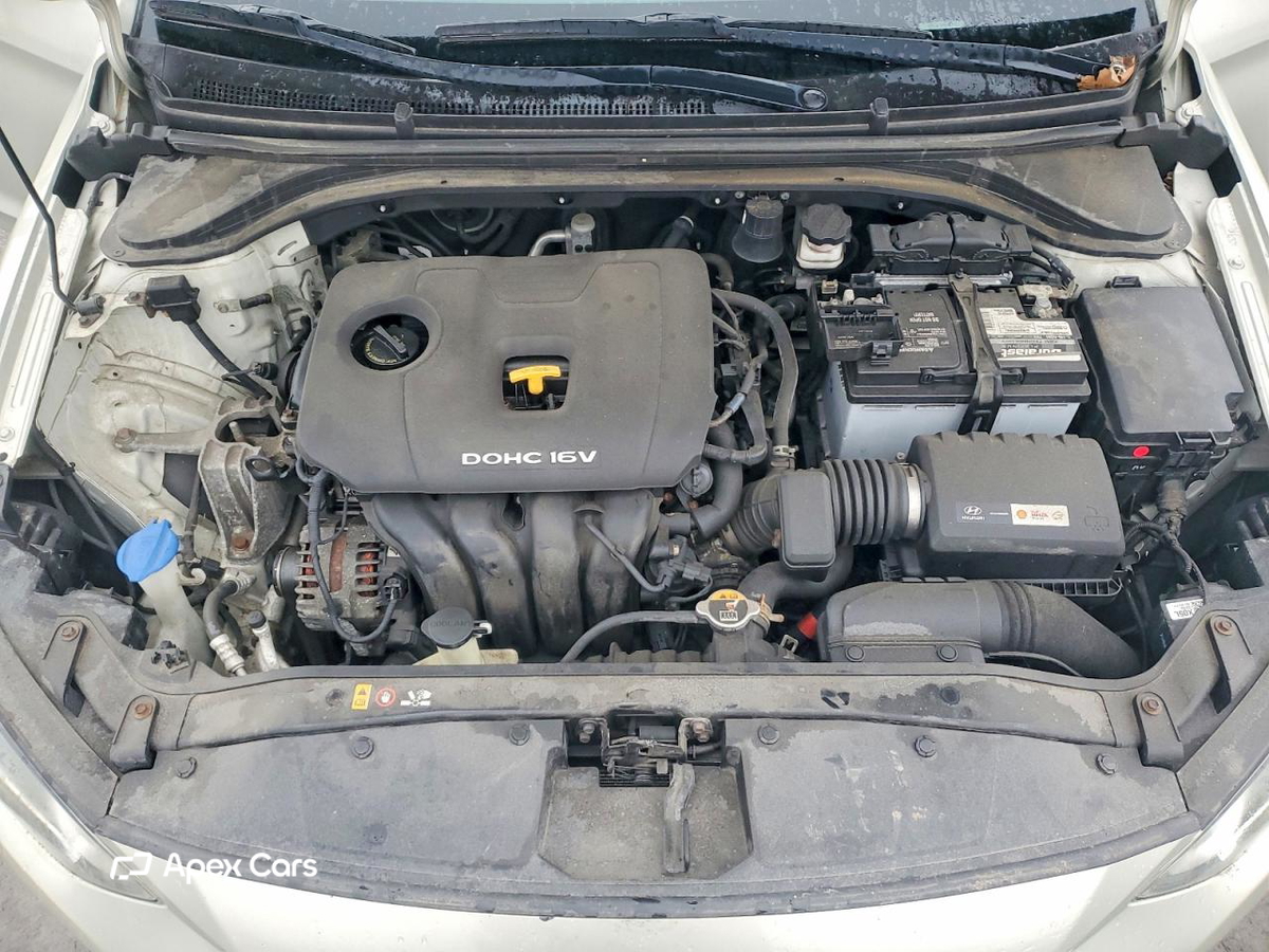 Hyundai Elantra 2017