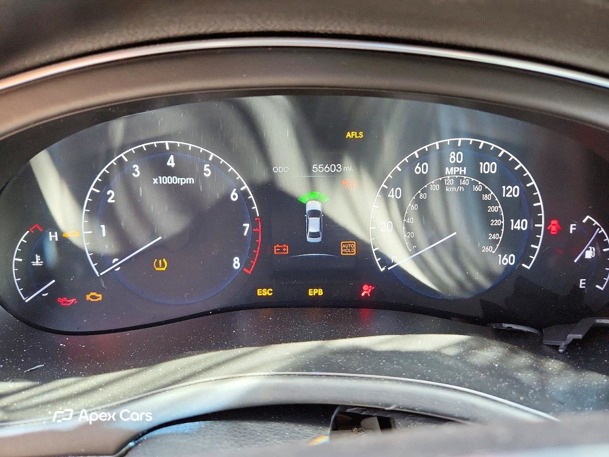 Hyundai Genesis 2012