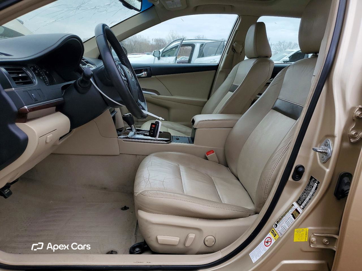 Toyota Camry 2012