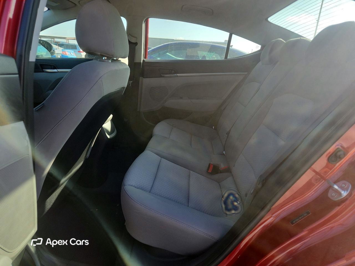Hyundai Elantra 2019