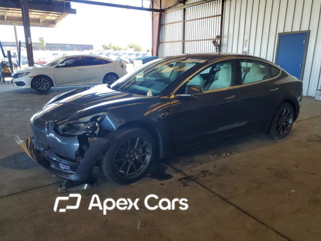 Tesla Model 3 2018 - Image 1 of 12