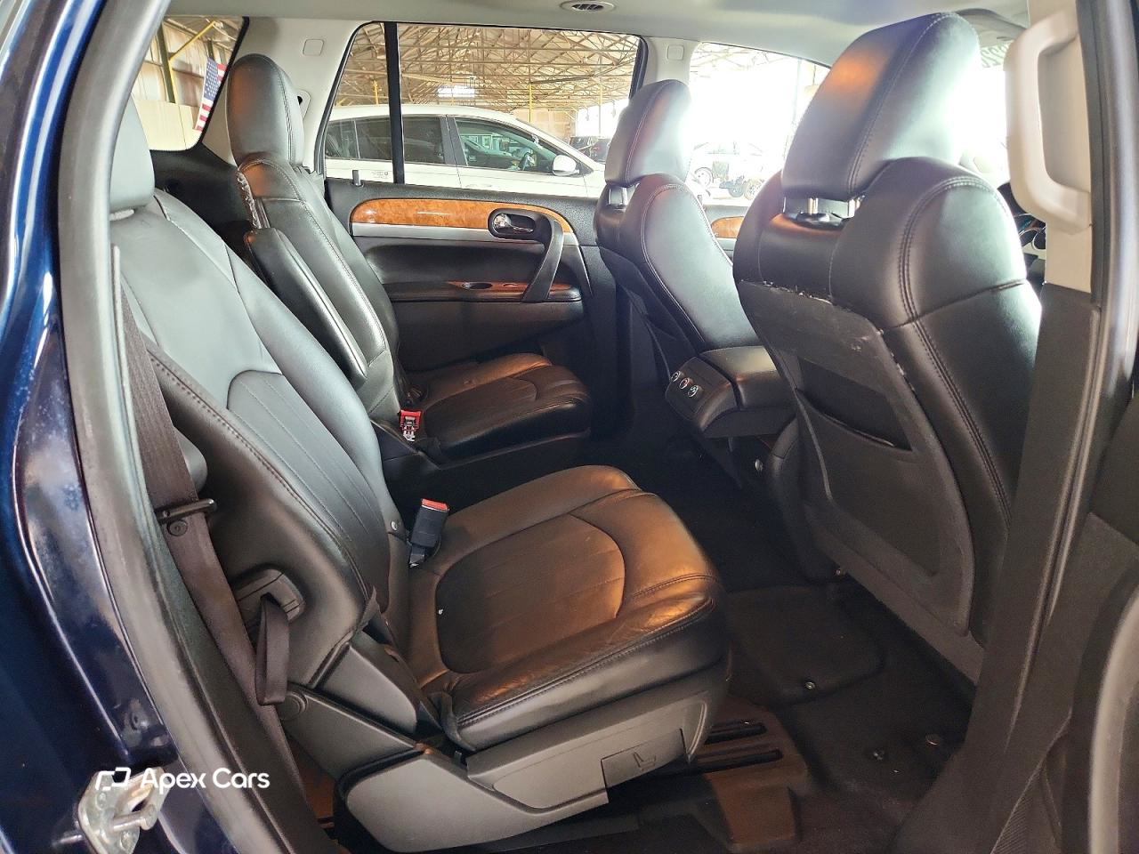 Buick Enclave 2011