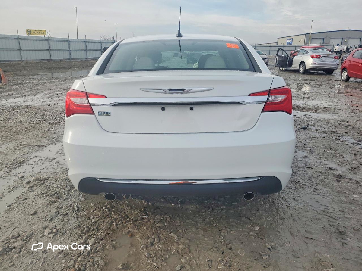 Chrysler 200 2013