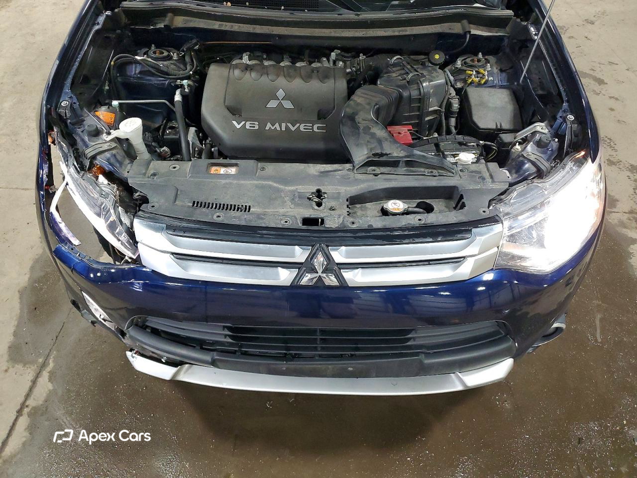 Mitsubishi Outlander 2015