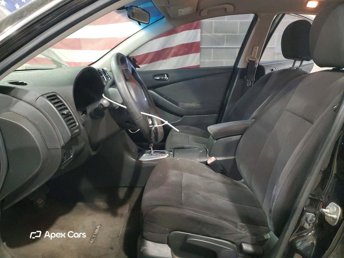 Nissan Altima 2012
