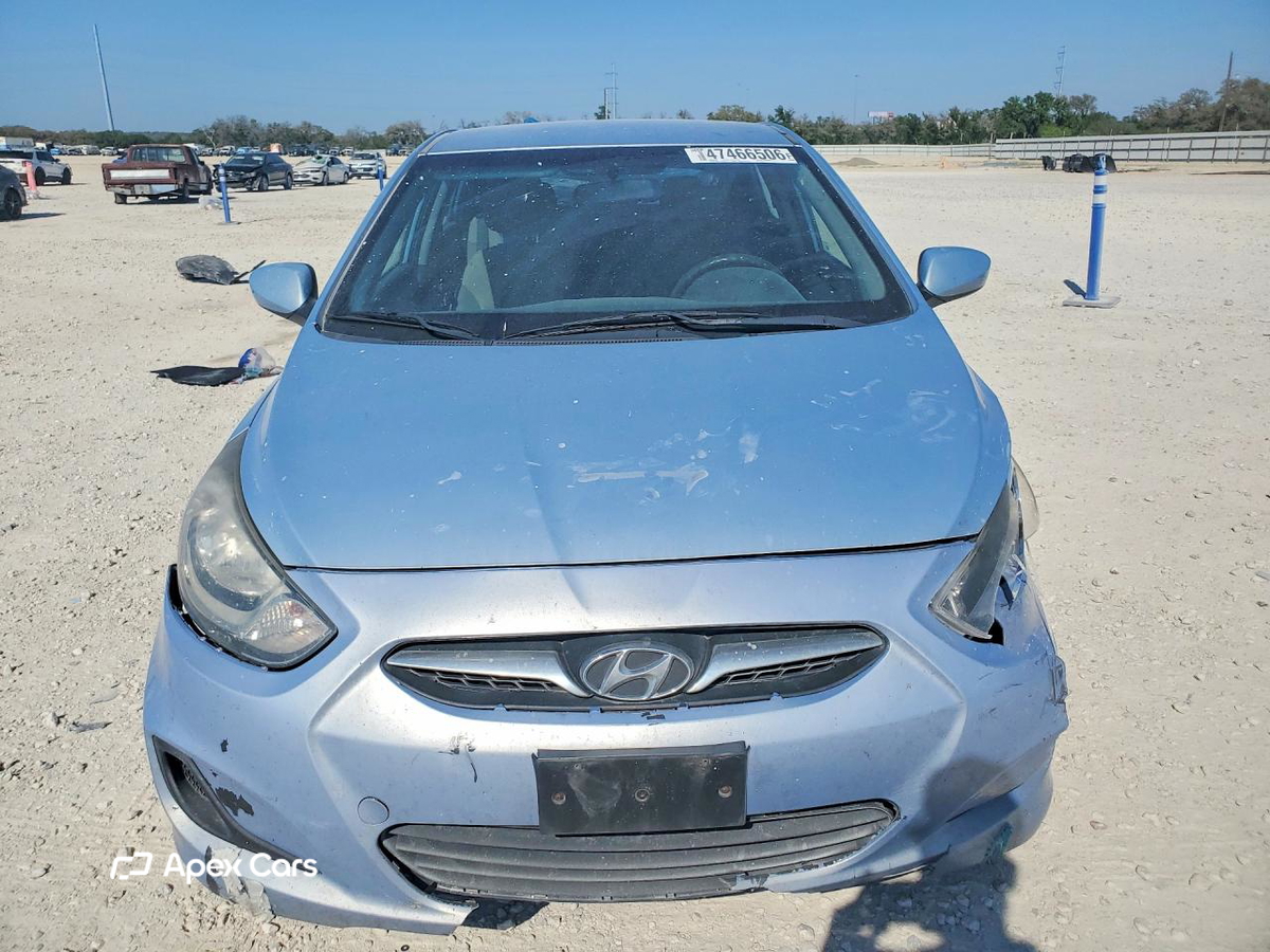 Hyundai Accent 2012