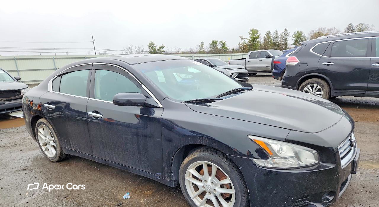 Nissan Maxima 2014