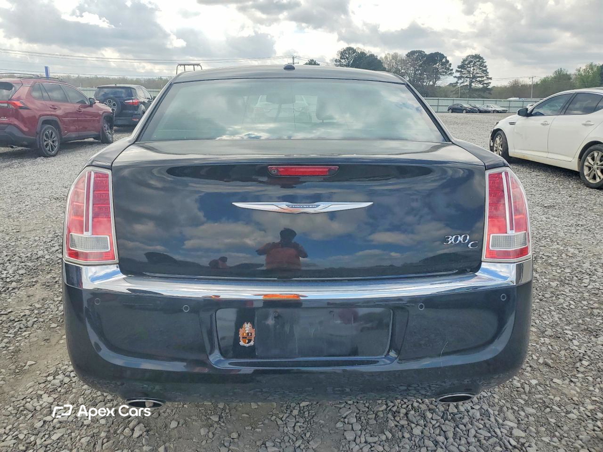 Chrysler 300 2011