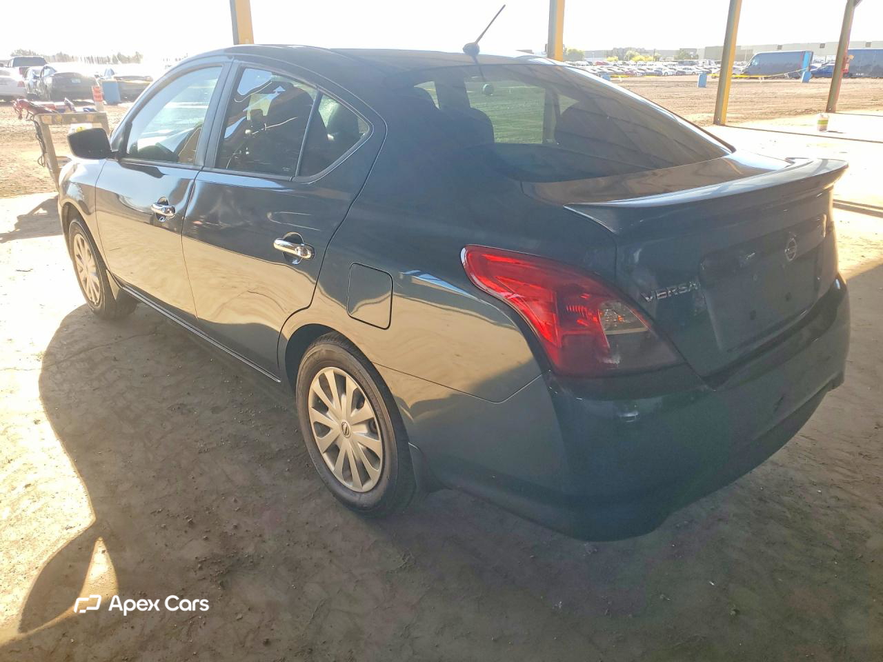 Nissan Versa 2016