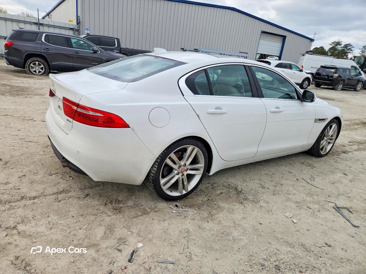 Jaguar XE 2017