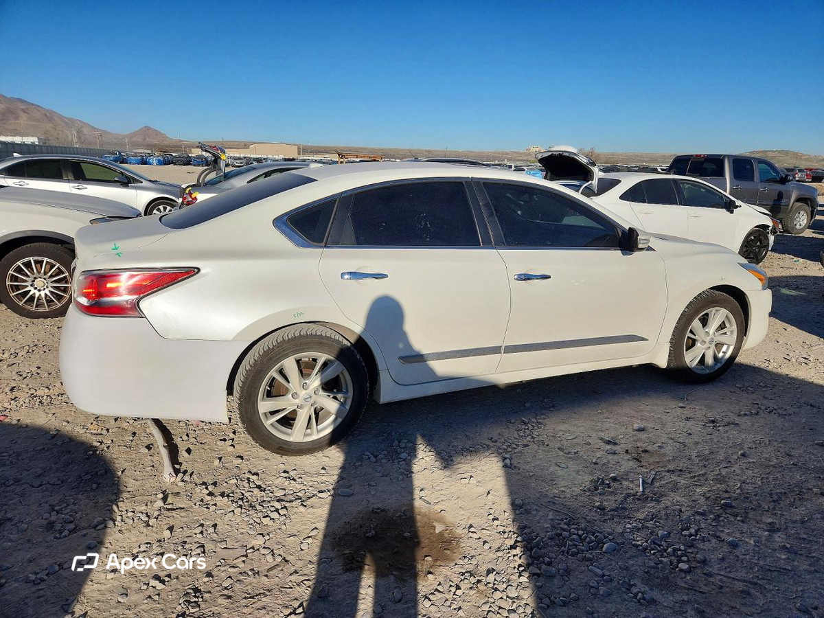 Nissan Altima 2015