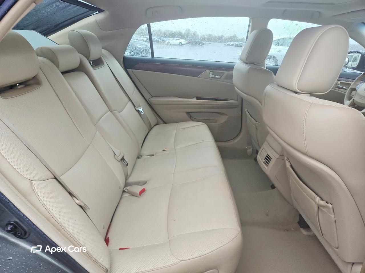 Toyota Avalon 2011