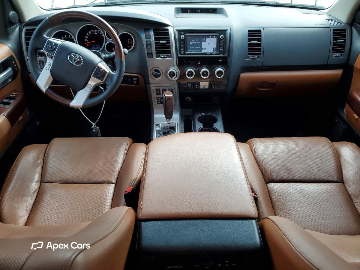 Toyota Sequoia 2016