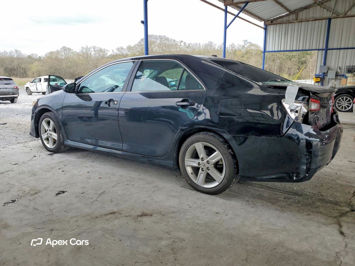 Toyota Camry 2012