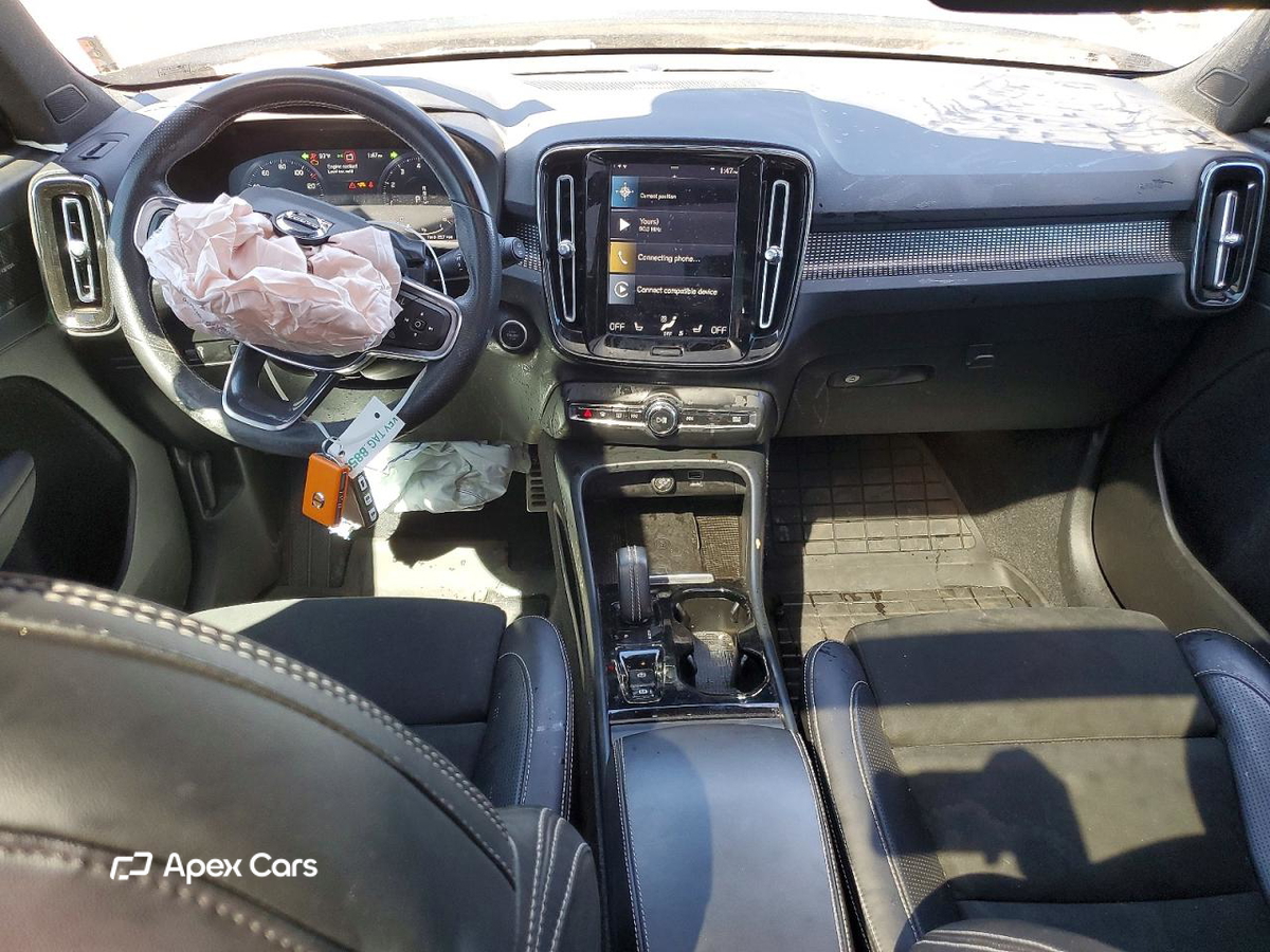 Volvo XC40 2021