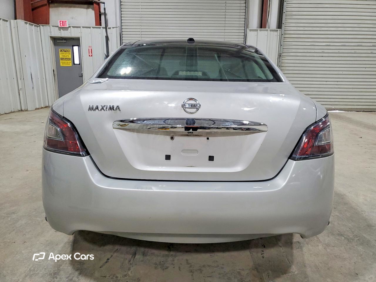 Nissan Maxima 2014