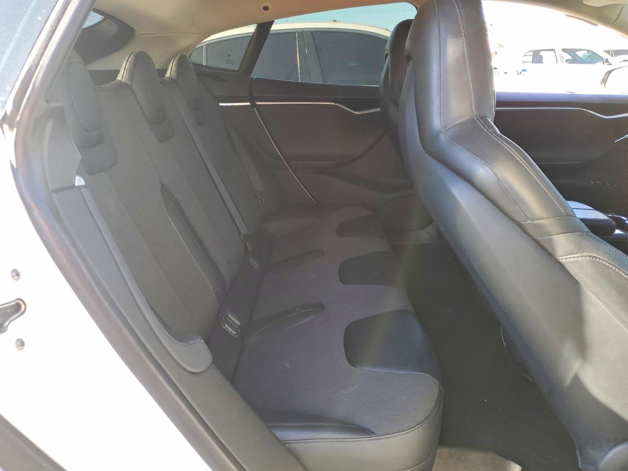 Tesla Model S 2013