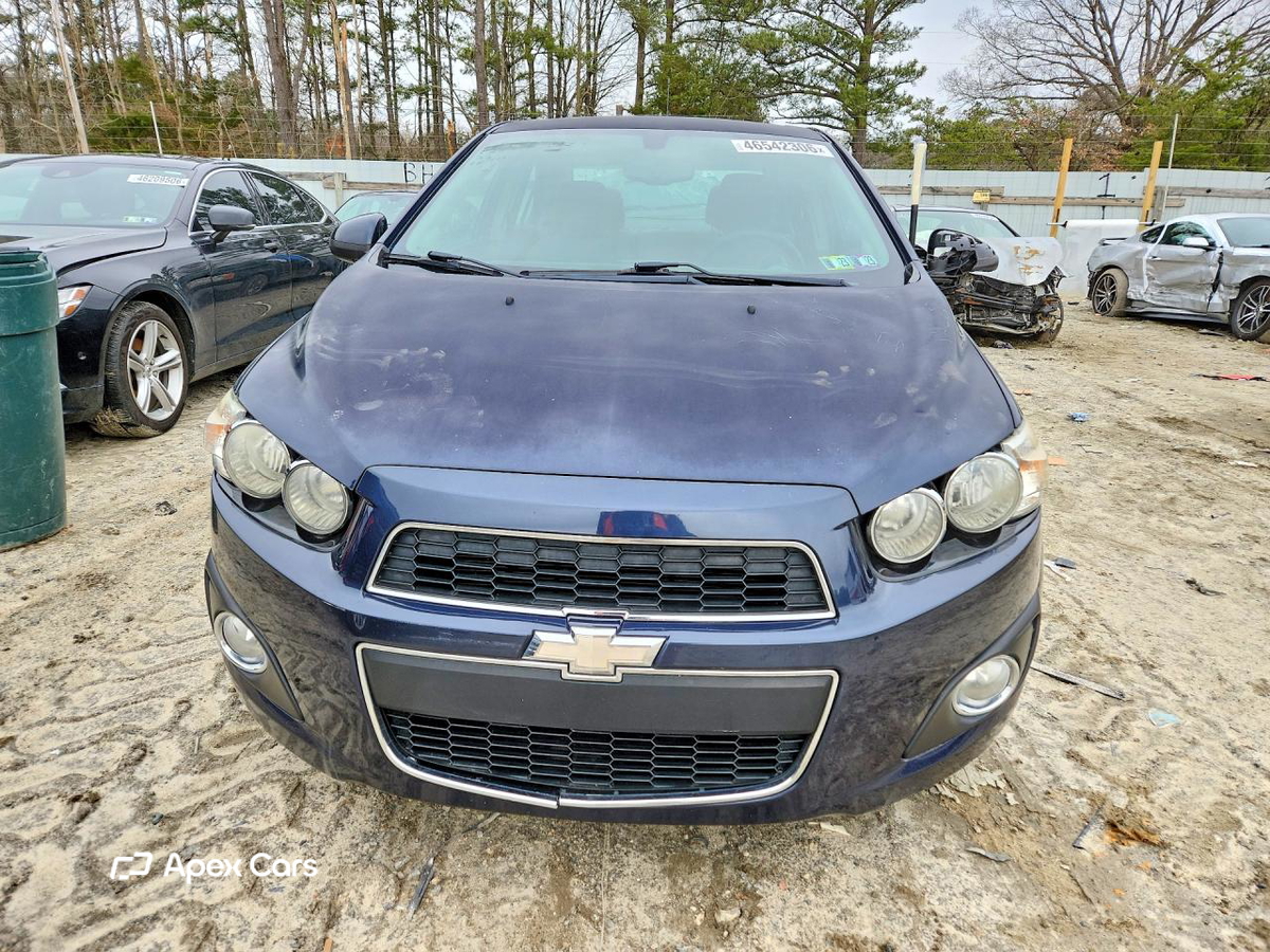 Chevrolet Sonic 2015