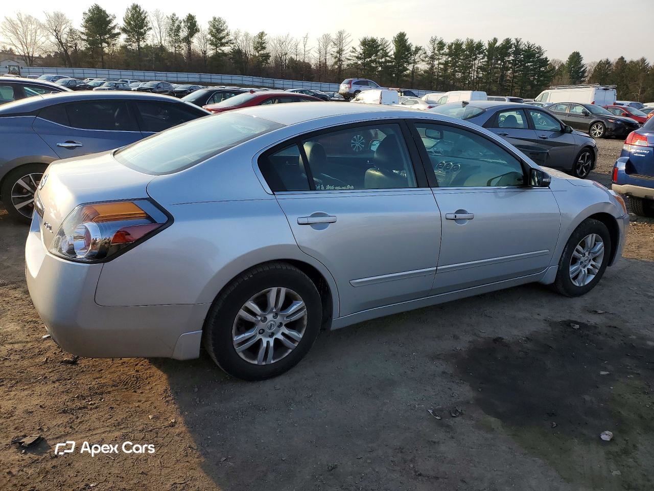 Nissan Altima 2012