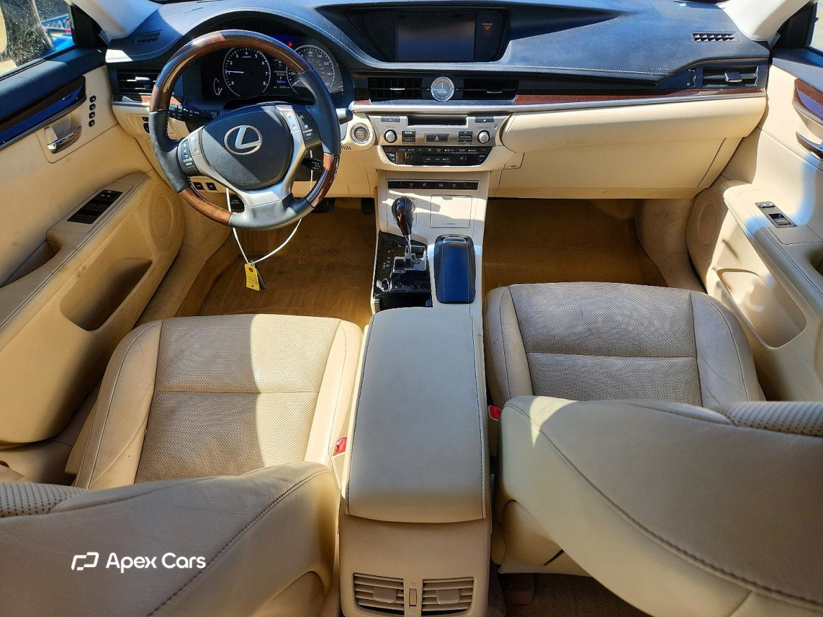 Lexus ES 2013