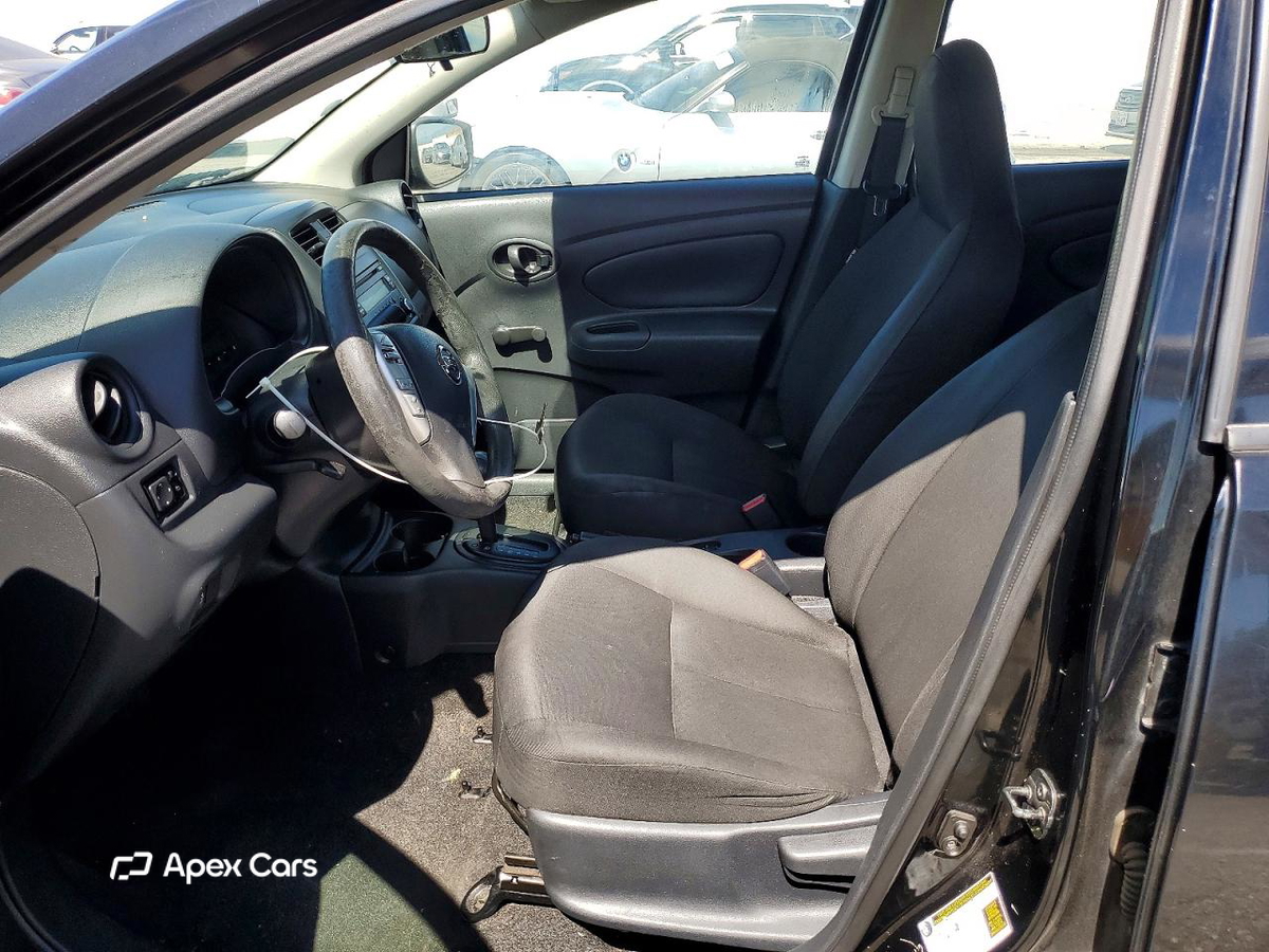 Nissan Versa 2016