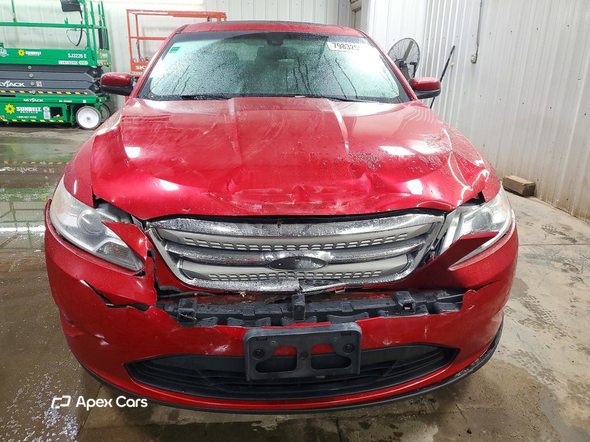 Ford Taurus 2010