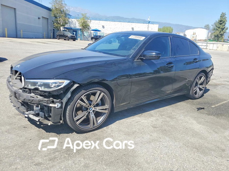 BMW Series 3 2021 - Zdjęcie 1 z 14