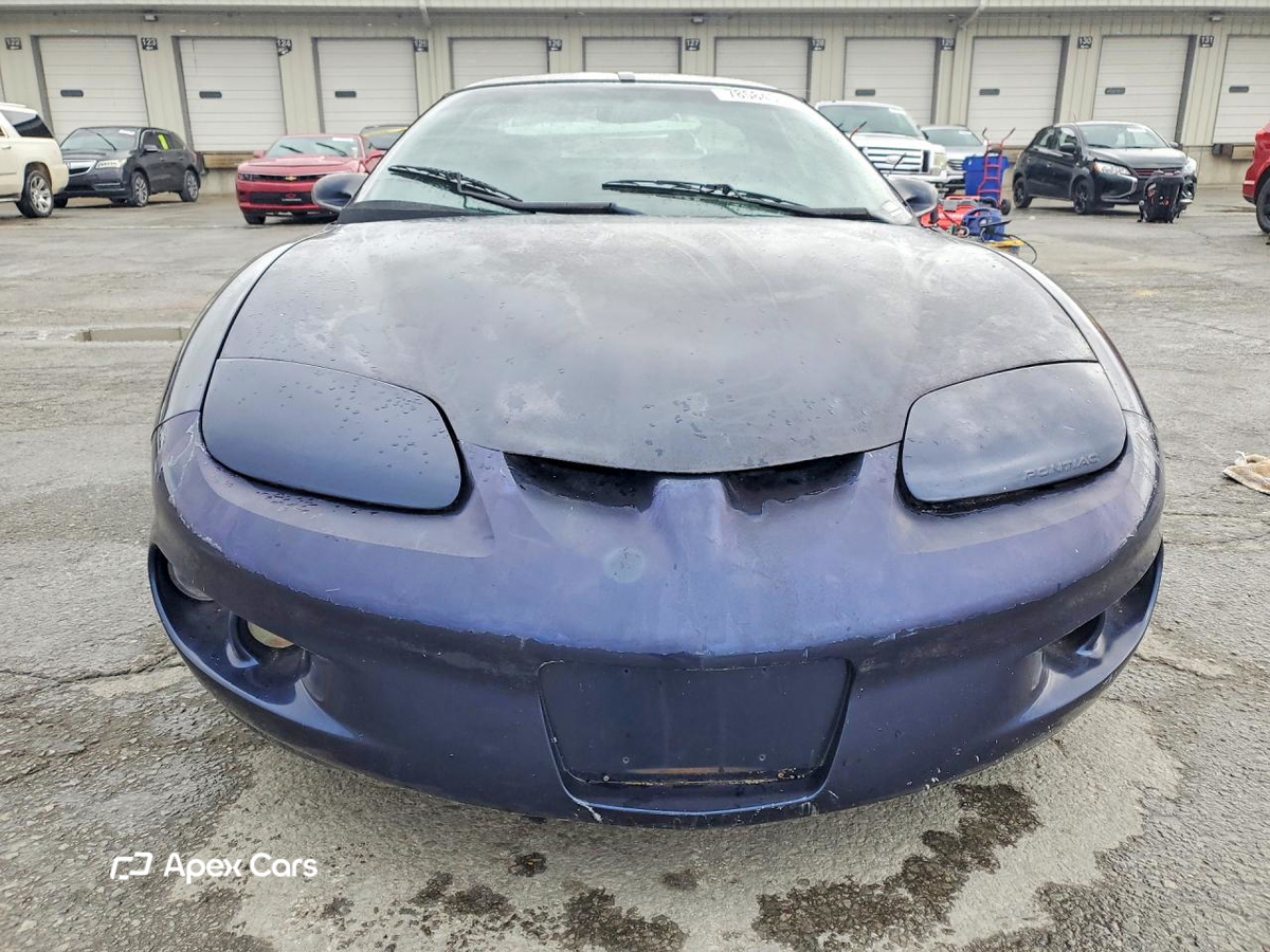 Pontiac Firebird 2002