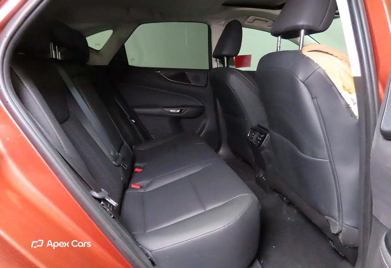 Lexus NX 2025