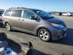Toyota Sienna 2011