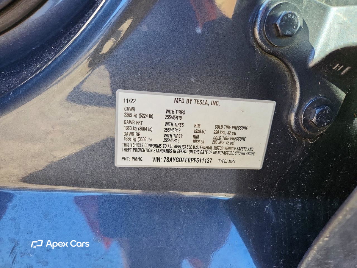 Tesla Model Y 2023