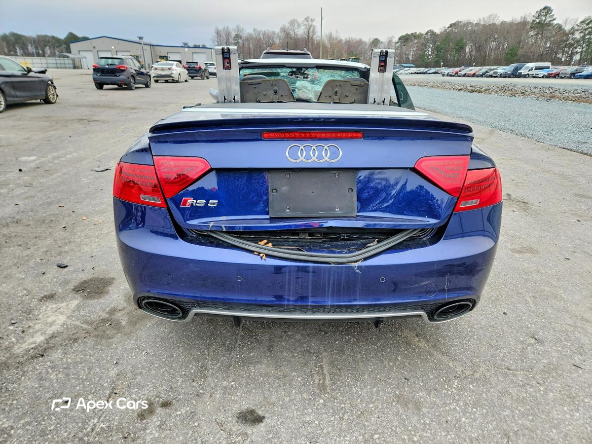 Audi RS5 2013
