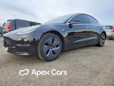 Tesla Model 3 2019 - Image 1 of 12