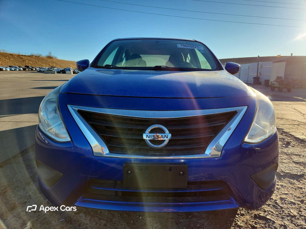 Nissan Versa 2016
