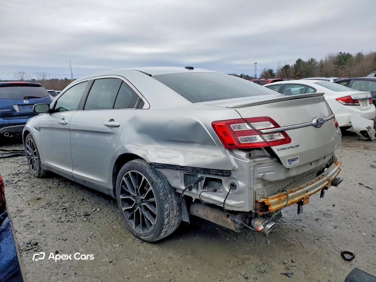 Ford Taurus 2017