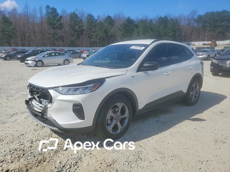 Ford Escape 2025 - Image 1 of 12