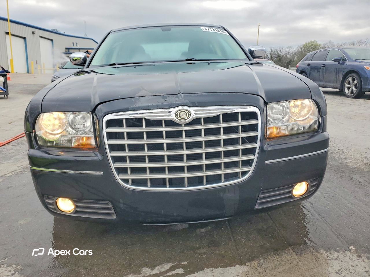 Chrysler 300 2010