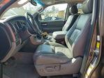 Toyota Sequoia 2010