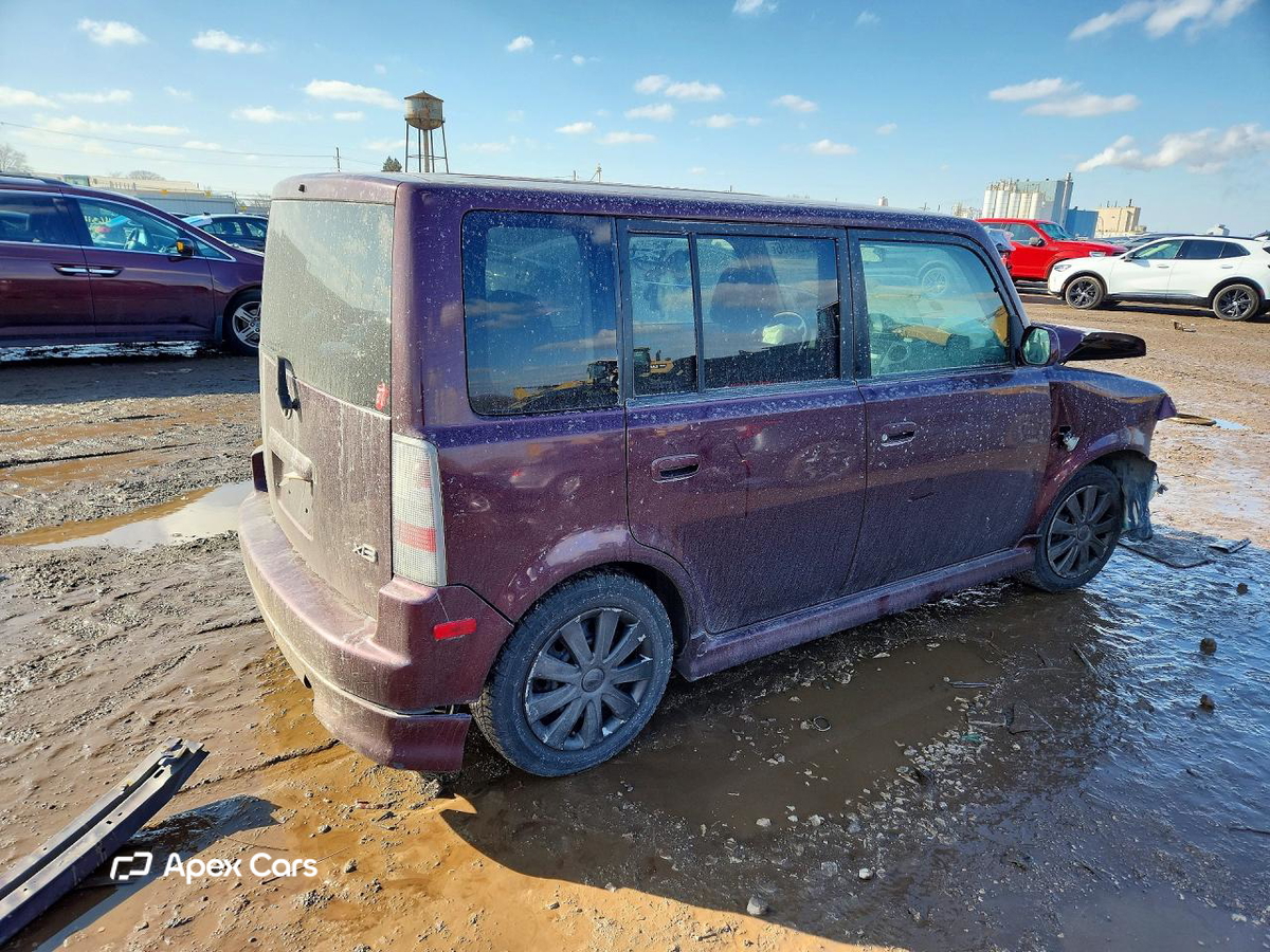 Scion xB 2005