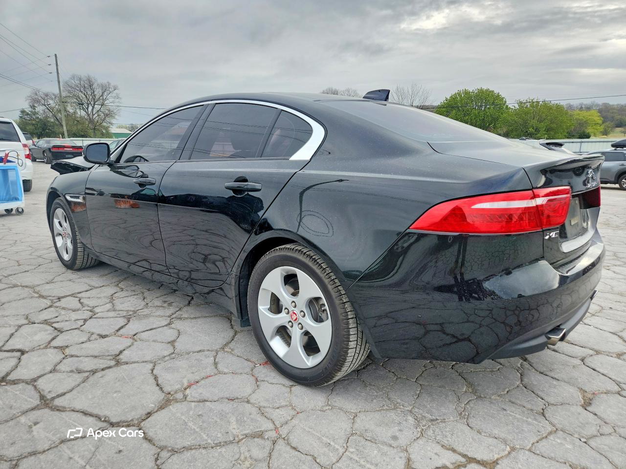Jaguar XE 2017