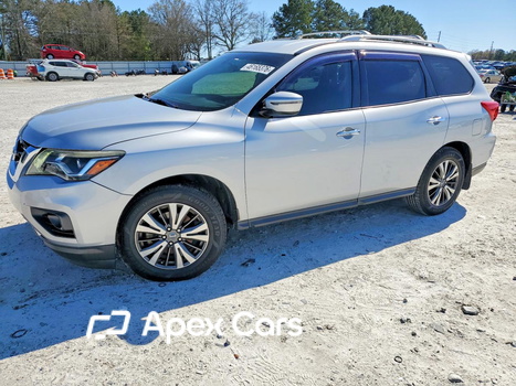 Nissan Pathfinder 2017 - Image 1 of 13