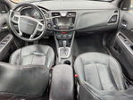 Chrysler 200 2011