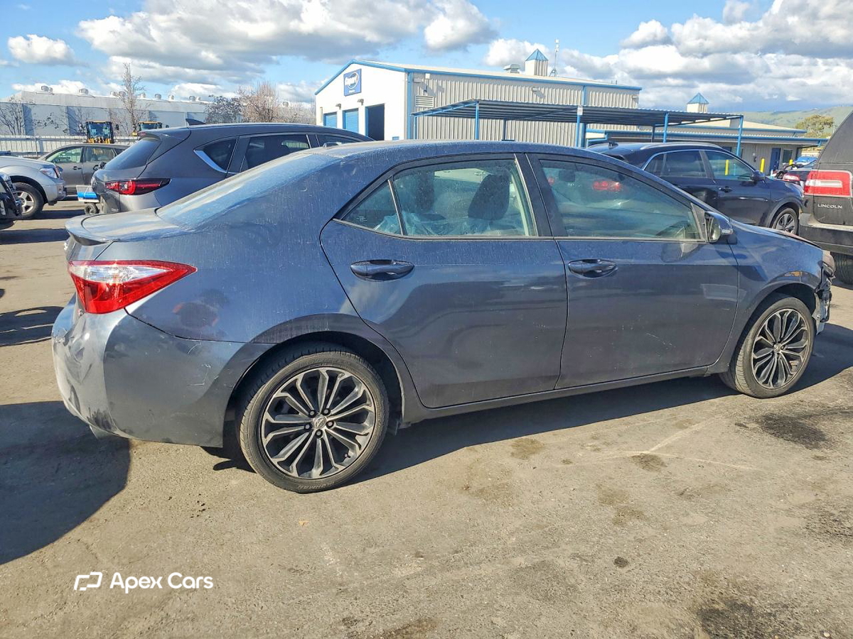Toyota Corolla 2015