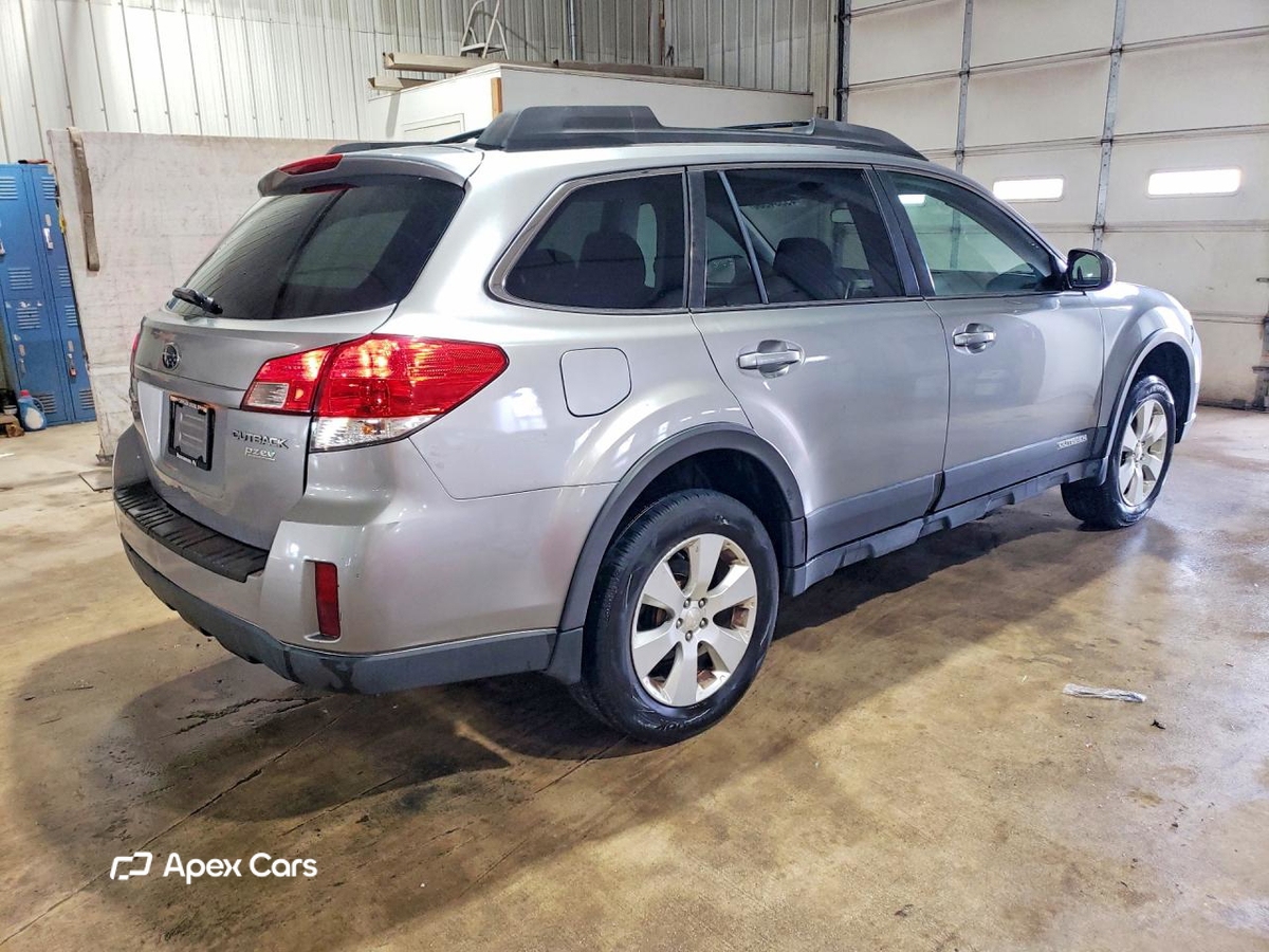 Subaru Outback 2011