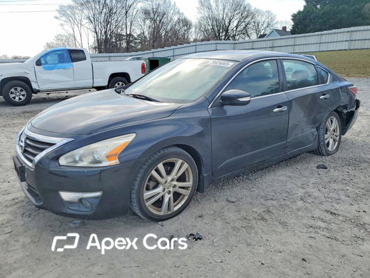 Nissan Altima 2015 - Image 1 of 13