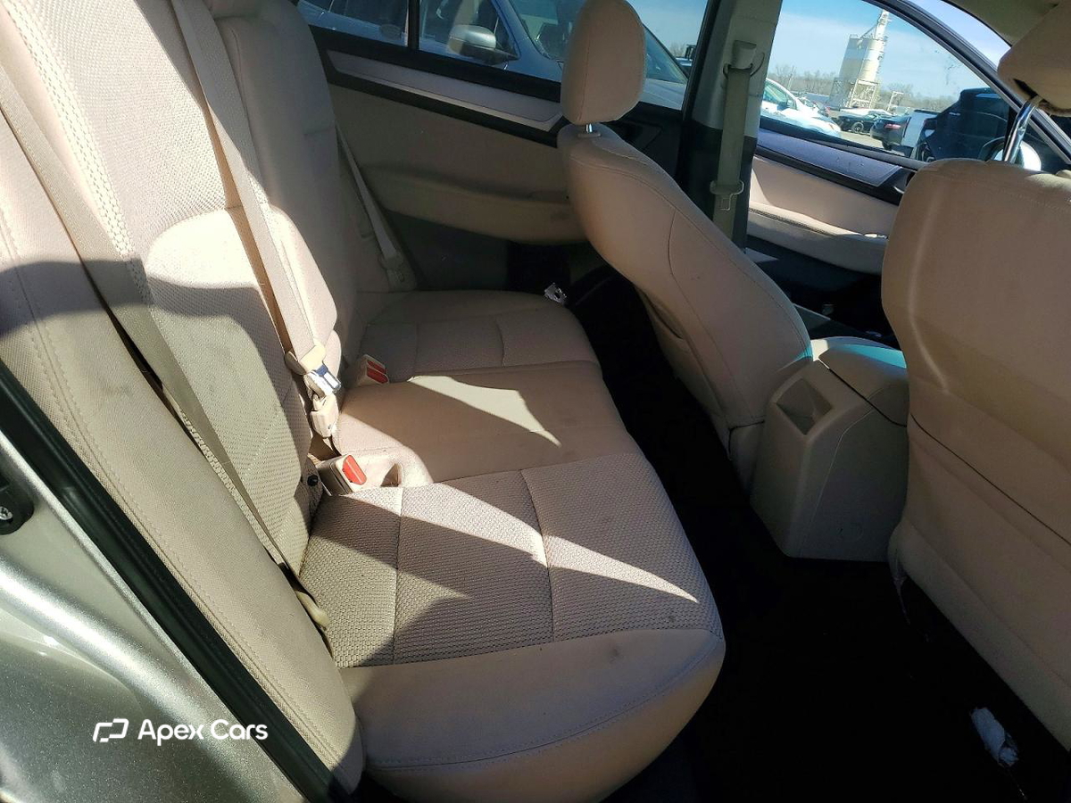 Subaru Outback 2016