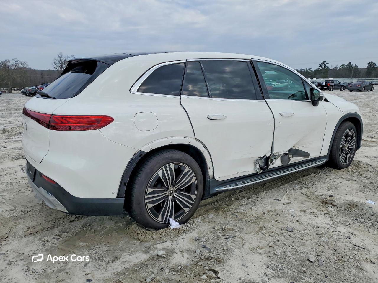 Mercedes-Benz  2023